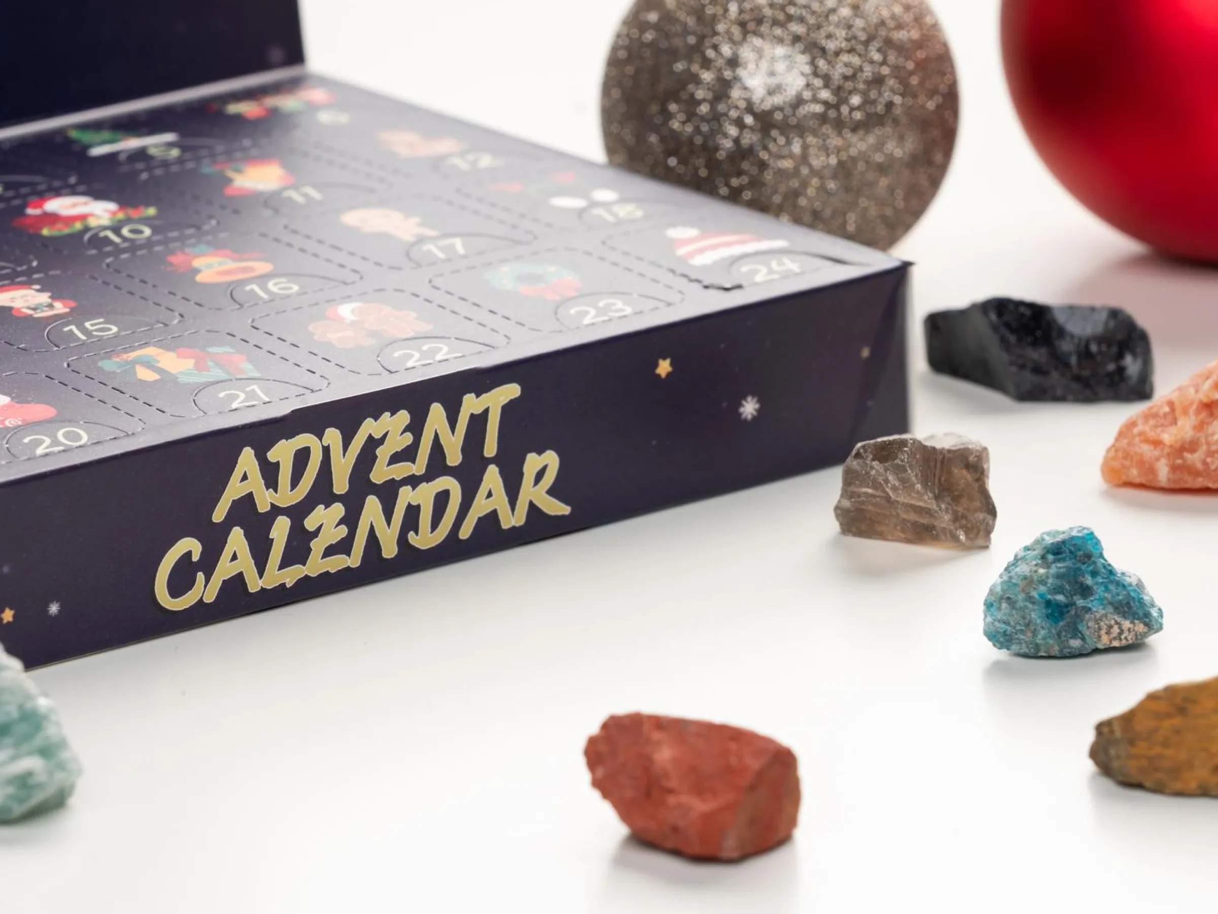 Adventskalender med Råa Kristaller