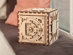 Ugears 3D Pussel Kassaskåp